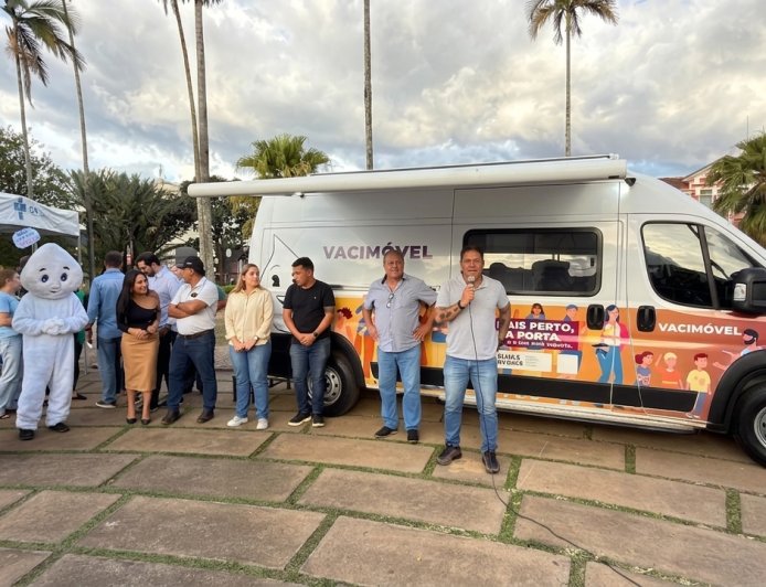 Prefeitura de Araxá inaugura o Vacimóvel para ampliar acesso da população à vacinação