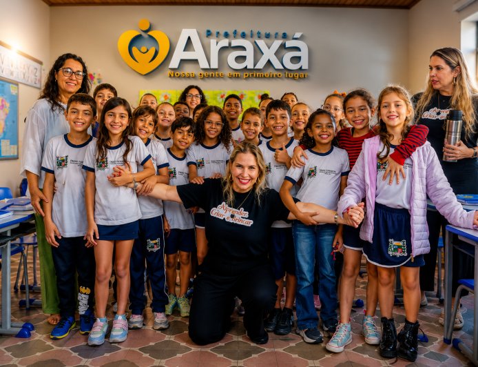 Profissionais do Tempo Integral participam de capacitação do Projeto Escola Mágica em Araxá