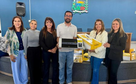 Prefeitura de Araxá entrega plastificadoras para escolas com educação em tempo integral