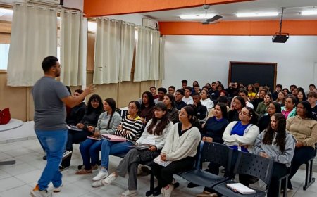 Prefeitura de Araxá promove workshops sobre primeiro emprego e alistamento militar nas escolas de ensino médio