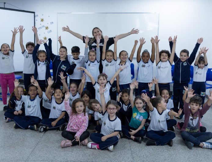 Escola Mágica leva educação e encantamento a estudantes da rede pública de Araxá