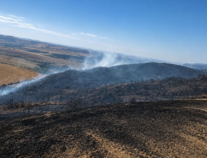 Prefeitura orienta produtores rurais sobre construção de aceiros para prevenir incêndios durante a estiagem