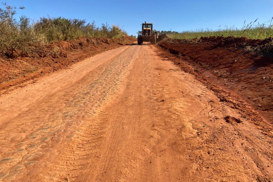 Prefeitura amplia estradas rurais e melhora a segurança em mais de 38 quilômetros de vias