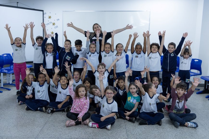 Escola Mágica leva educação e encantamento a estudantes da rede pública de Araxá