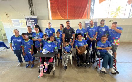 Projeto Cidade Inclusiva realiza entrega de uniformes aos alunos em Araxá