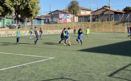 Prefeitura de Araxá oferece aulas gratuitas de futebol para crianças e adolescentes; inscrições estão aberta